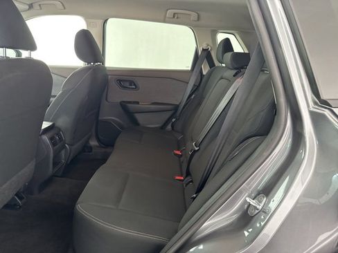 Used 2023 Nissan Rogue S image 24