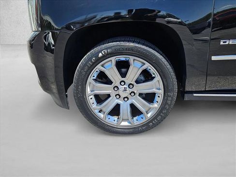 Used 2018 GMC Yukon Denali AWD/4WD image 23