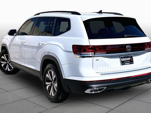 Used 2025 Volkswagen Atlas SE FWD image 6