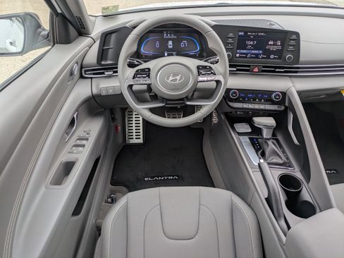 New 2026 Hyundai Elantra Sport FWD image 15