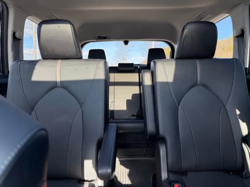 Used 2024 Toyota Grand Highlander Platinum image 43