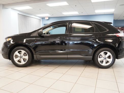 Used 2018 Ford Edge SE image 18