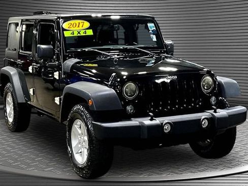 Used 2017 Jeep Wrangler Unlimited Sport w/ Quick Order Package 24S AWD/4WD image 3