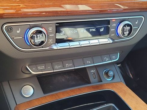 Certified 2023 Audi Q5 2.0T Premium w/ Convenience Package image 28