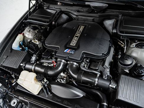 Used 2003 BMW M5 image 34