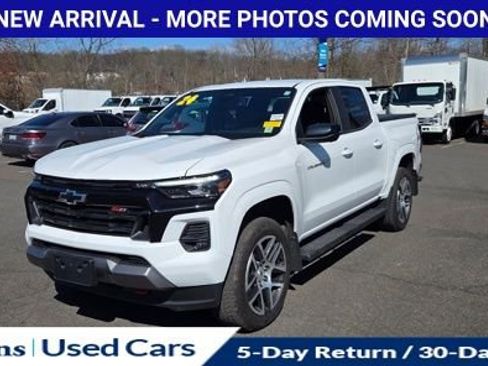 Certified 2024 Chevrolet Colorado Z71 w/ Z71 Convenience Package 2 image 2