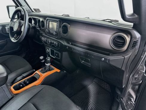 Used 2018 Jeep Wrangler Unlimited Sport AWD/4WD image 33