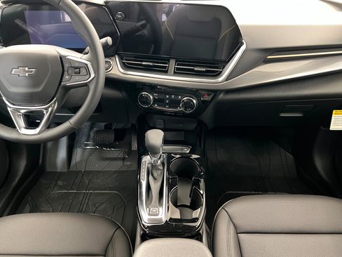 New 2026 Chevrolet Trax ACTIV w/ Driver Confidence Package FWD image 14