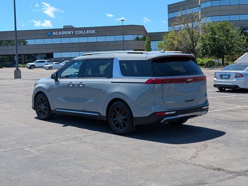 Used 2024 Kia Carnival SX FWD image 2