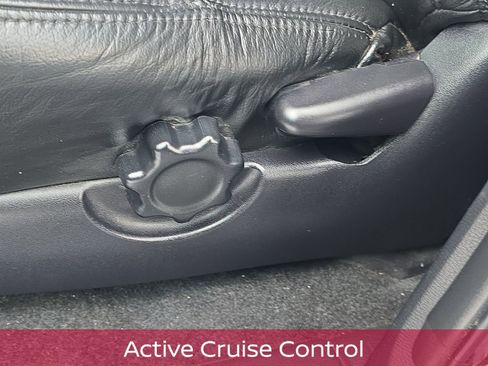 Used 2019 Toyota Tacoma TRD Off-Road image 14