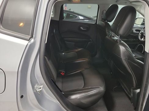 Used 2020 Jeep Compass Latitude w/ Cold Weather Group image 17