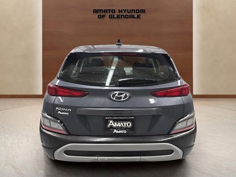 Certified 2022 Hyundai Kona SE w/ Cargo Package image 5