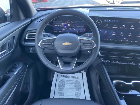 New 2026 Chevrolet Traverse LT w/ Sun and Wheel Package image 10