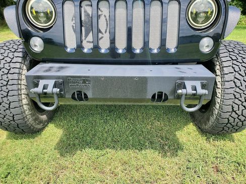 Used 2015 Jeep Wrangler Sport AWD/4WD image 11