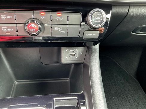 Used 2023 Jeep Compass Sport AWD/4WD image 16