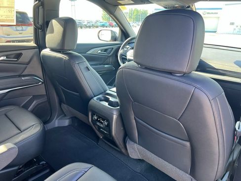New 2026 Chevrolet Traverse LT FWD image 12