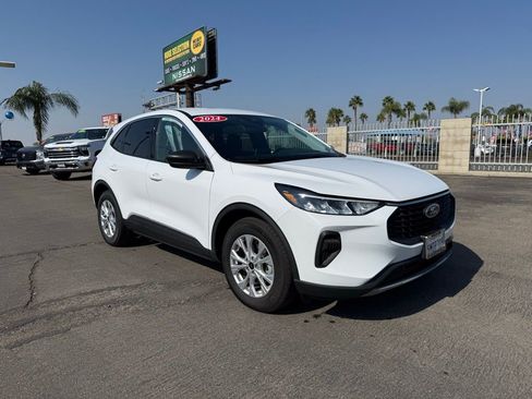 Used 2024 Ford Escape Active image 1