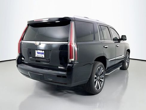 Used 2018 Cadillac Escalade 4WD image 7