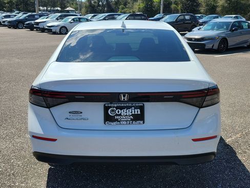 Used 2024 Honda Accord LX image 4