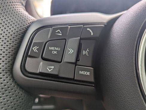 New 2024 Jaguar F-TYPE R image 22