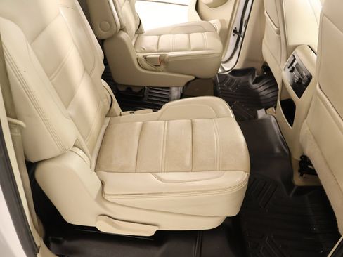 Used 2020 GMC Yukon XL Denali AWD/4WD image 16