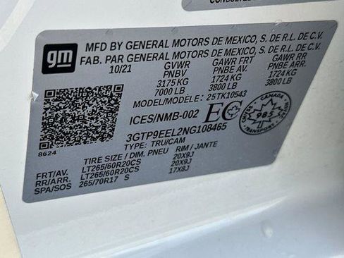 Used 2022 GMC Sierra 1500 AT4 w/ AT4 Premium Package AWD/4WD image 28