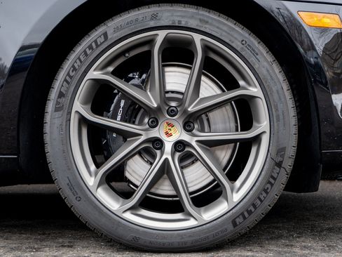 New 2026 Porsche Macan GTS image 15