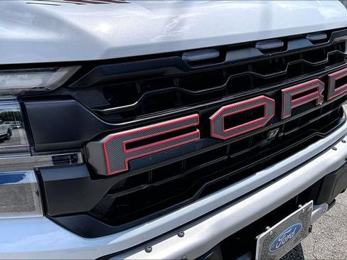 Used 2025 Ford F150 Raptor AWD/4WD image 30