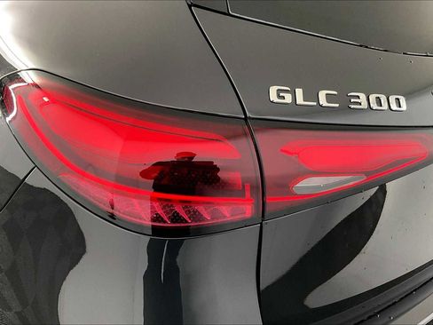 New 2025 Mercedes-Benz GLC 300 4MATIC image 6