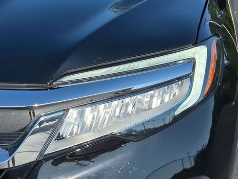 Used 2022 Honda Pilot Elite image 6