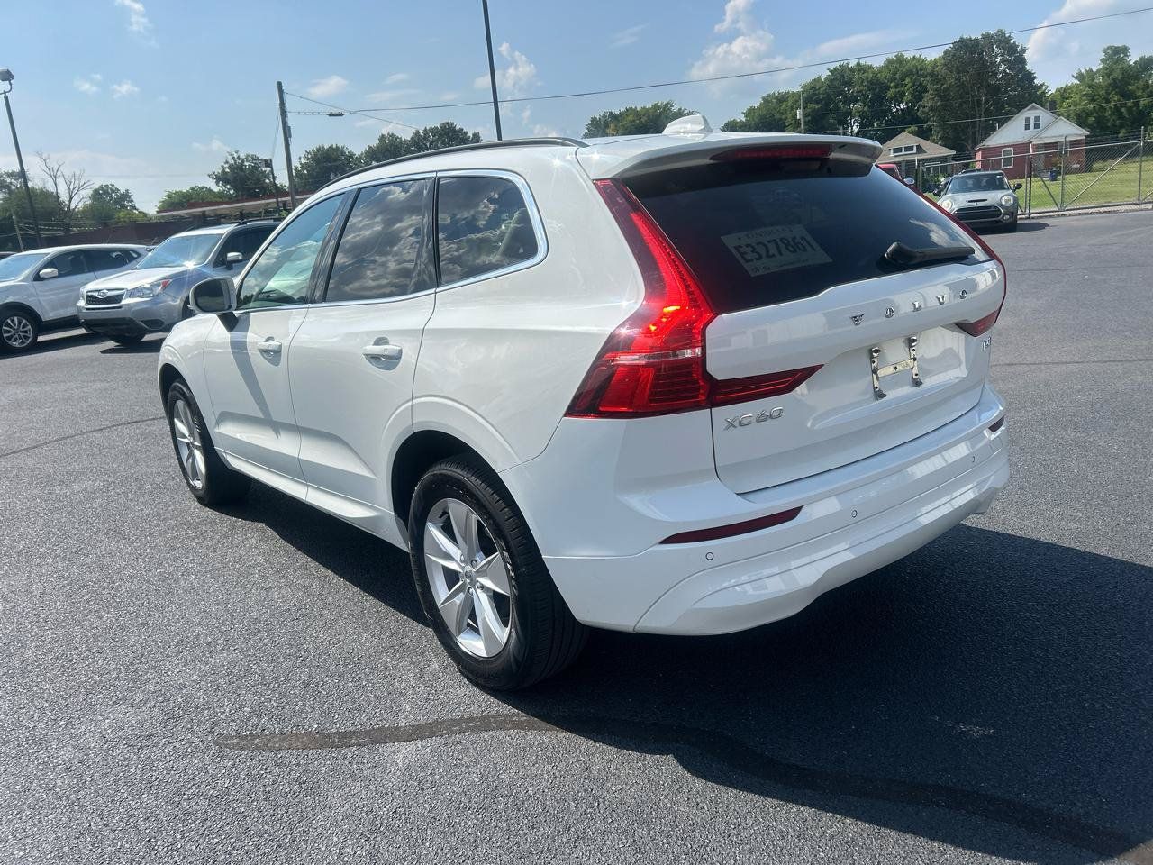 Used 2022 Volvo XC60 B5 Momentum AWD/4WD image 7