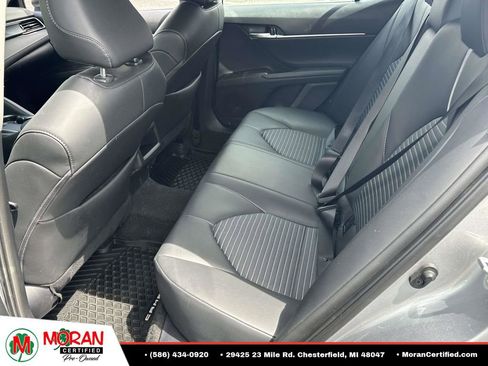 Used 2024 Toyota Camry SE FWD image 11