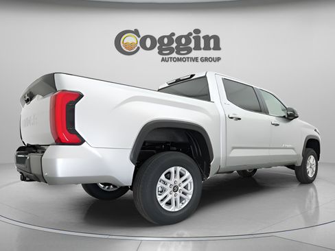 New 2026 Toyota Tundra SR5 image 21