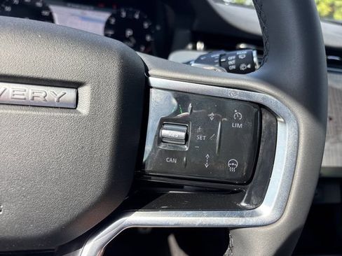 Used 2025 Land Rover Discovery Sport Dynamic SE AWD/4WD image 28