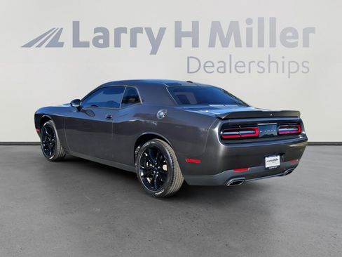 Used 2018 Dodge Challenger SXT w/ Blacktop Package image 3