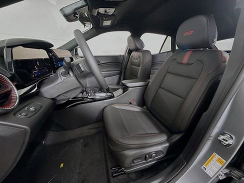 New 2026 Chevrolet Trax RS w/ Driver Confidence Package FWD image 23