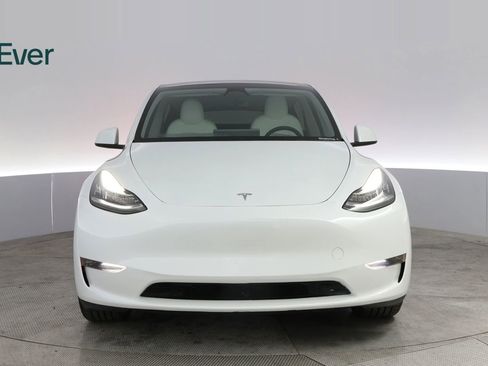 Used 2023 Tesla Model Y Long Range image 12