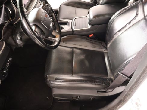 Used 2021 Dodge Charger SXT w/ Leather Interior Group RWD image 11