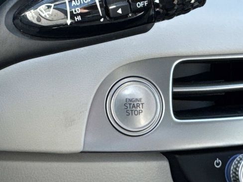 Used 2024 Hyundai Palisade Limited image 15