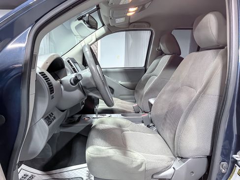 Used 2021 Nissan Frontier SV image 13