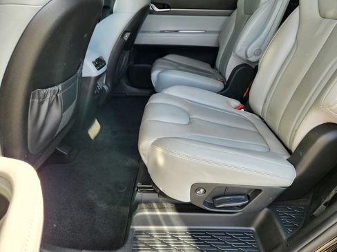 Used 2021 Hyundai Palisade SEL w/ Premium Package image 10
