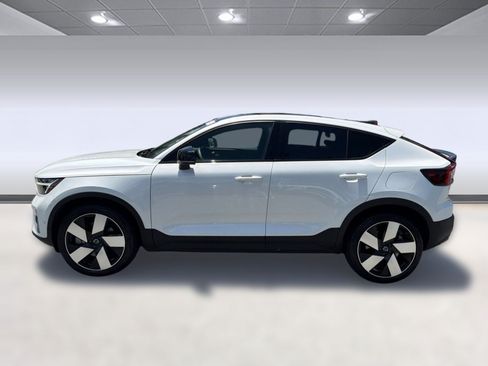 Used 2024 Volvo C40 P8 Recharge Ultimate w/ Protection Package Premier RWD image 2