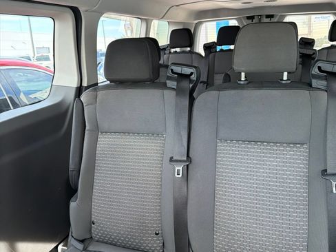 Used 2022 Ford Transit 350 XLT RWD image 5