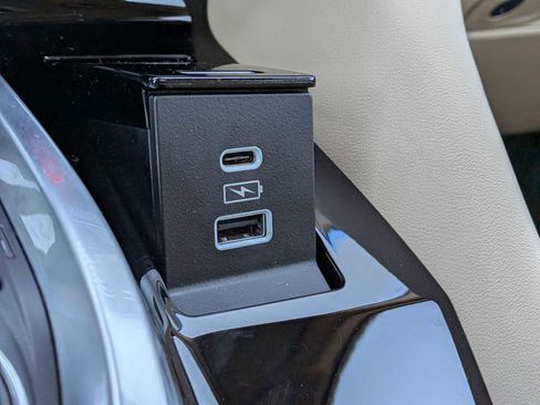 Used 2023 Acura MDX w/Technology Package image 32