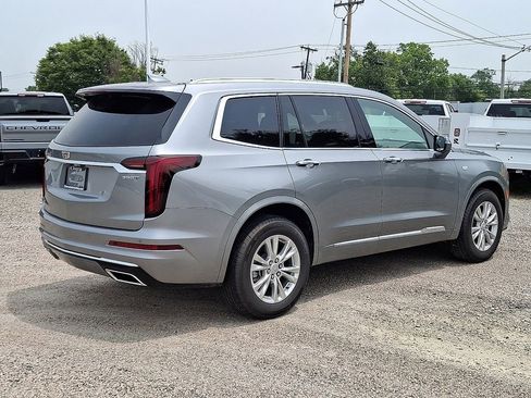 New 2025 Cadillac XT6 Luxury image 31