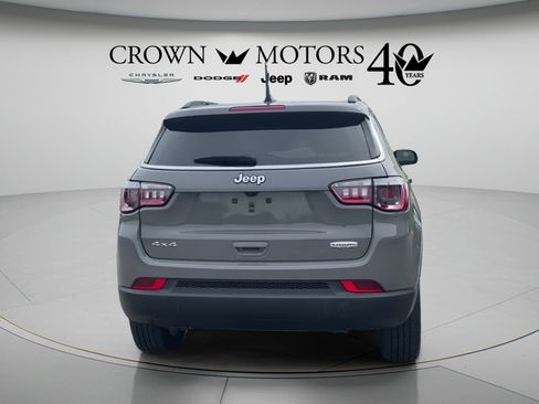 Used 2023 Jeep Compass Latitude w/ Sun and Sound Group AWD/4WD image 6