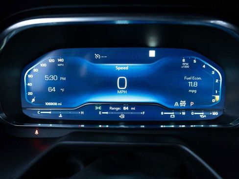 Used 2022 Chevrolet Suburban Z71 image 21