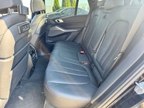 Used 2021 BMW X5 xDrive40i w/ M Sport Package AWD/4WD image 12