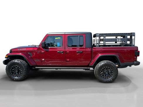 Used 2021 Jeep Gladiator Sport AWD/4WD image 2