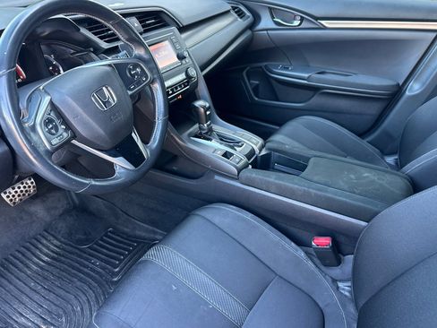 Used 2019 Honda Civic Sport image 11